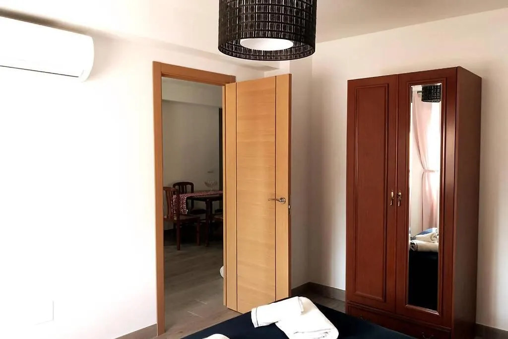 מאלגה Confortable Y Luminoso Piso 5 Camas 0*,  ספרד