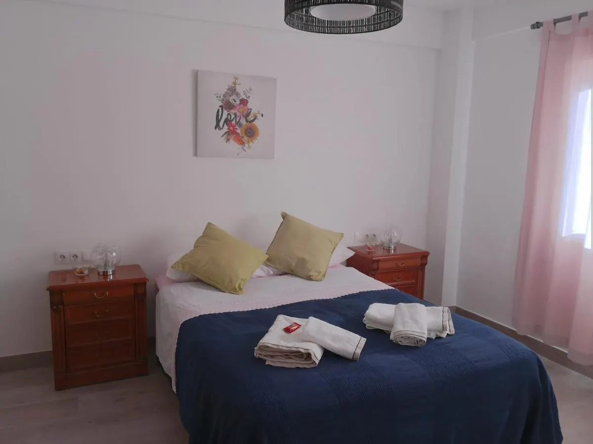 דירה מאלגה Confortable Y Luminoso Piso 5 Camas ספרד